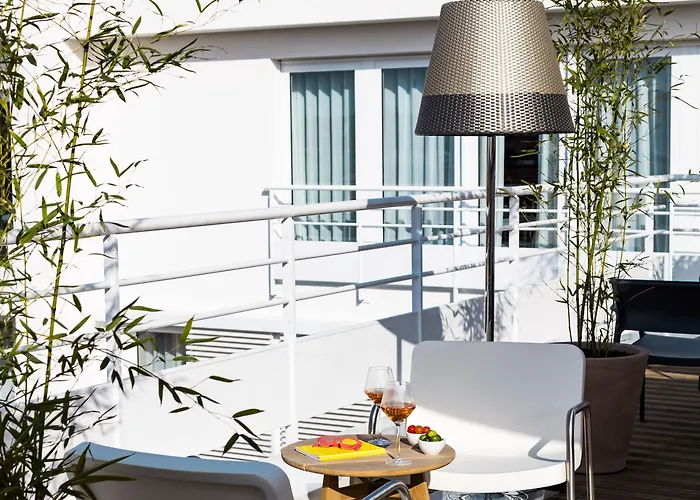 Okko Centre מלון 4*